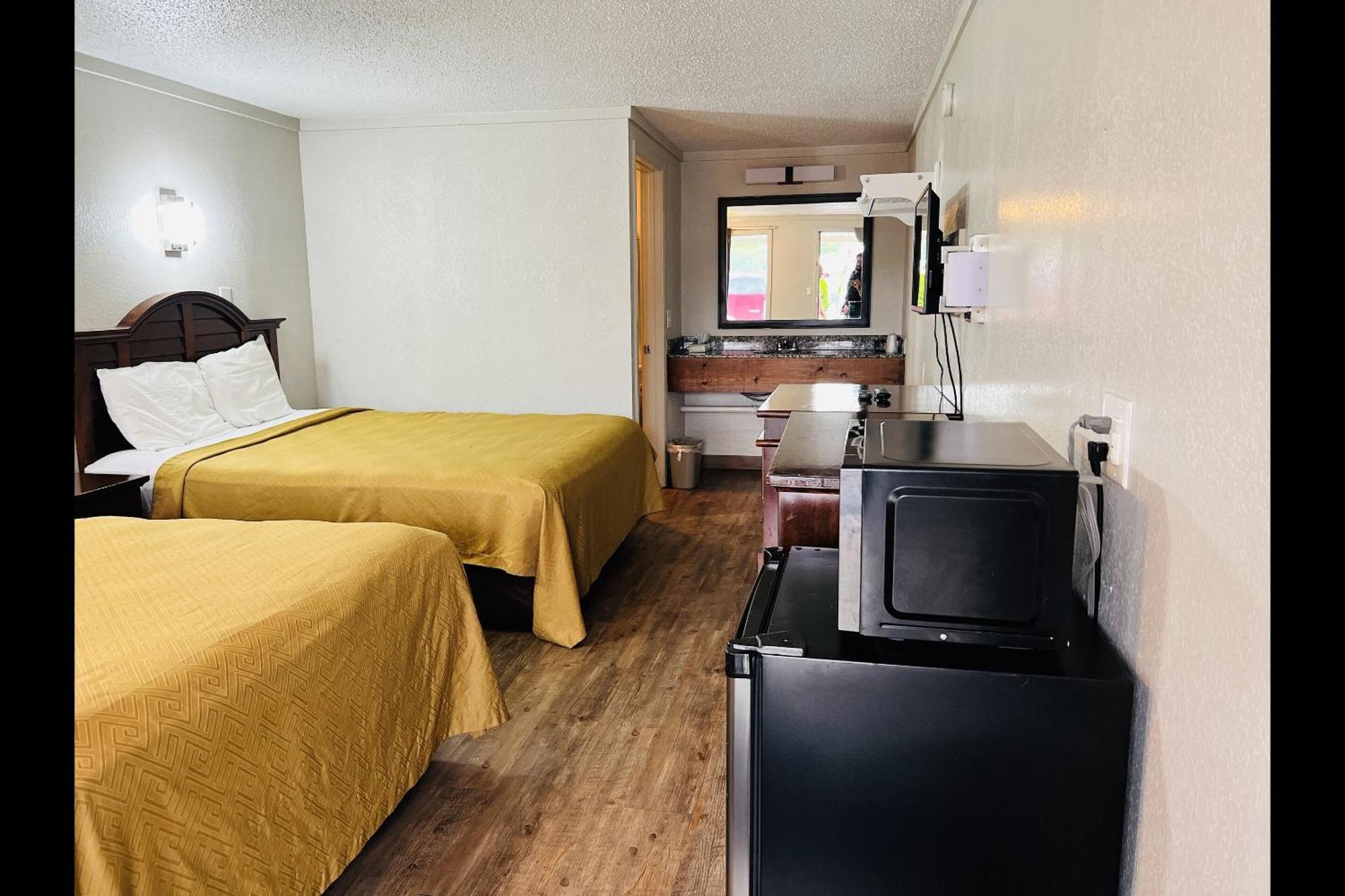 Cozy Garden Inn By Oyo Hwy 40 Richmond Esterno foto