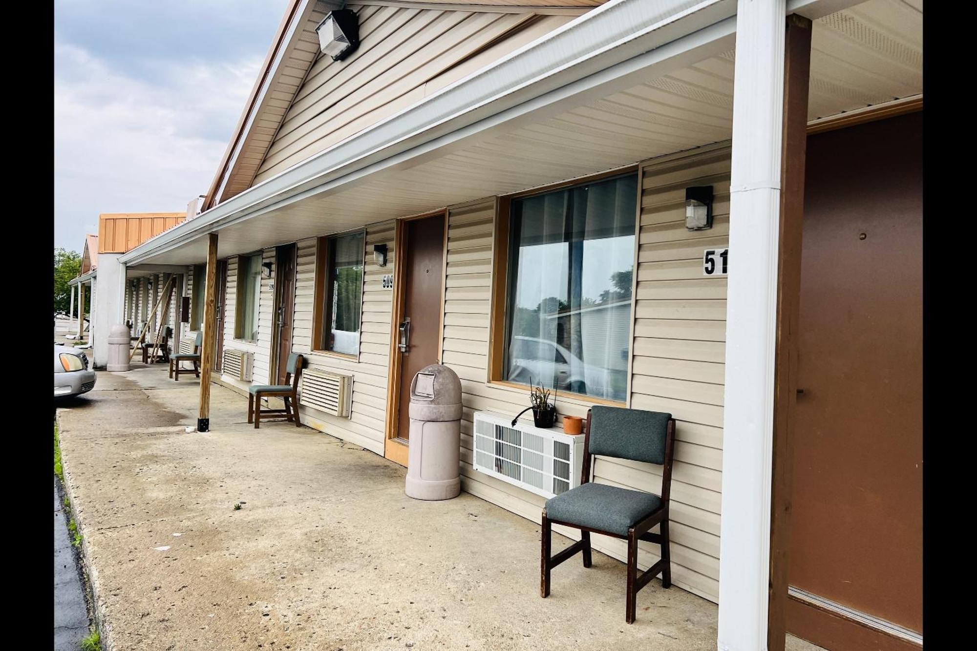 Cozy Garden Inn By Oyo Hwy 40 Richmond Esterno foto