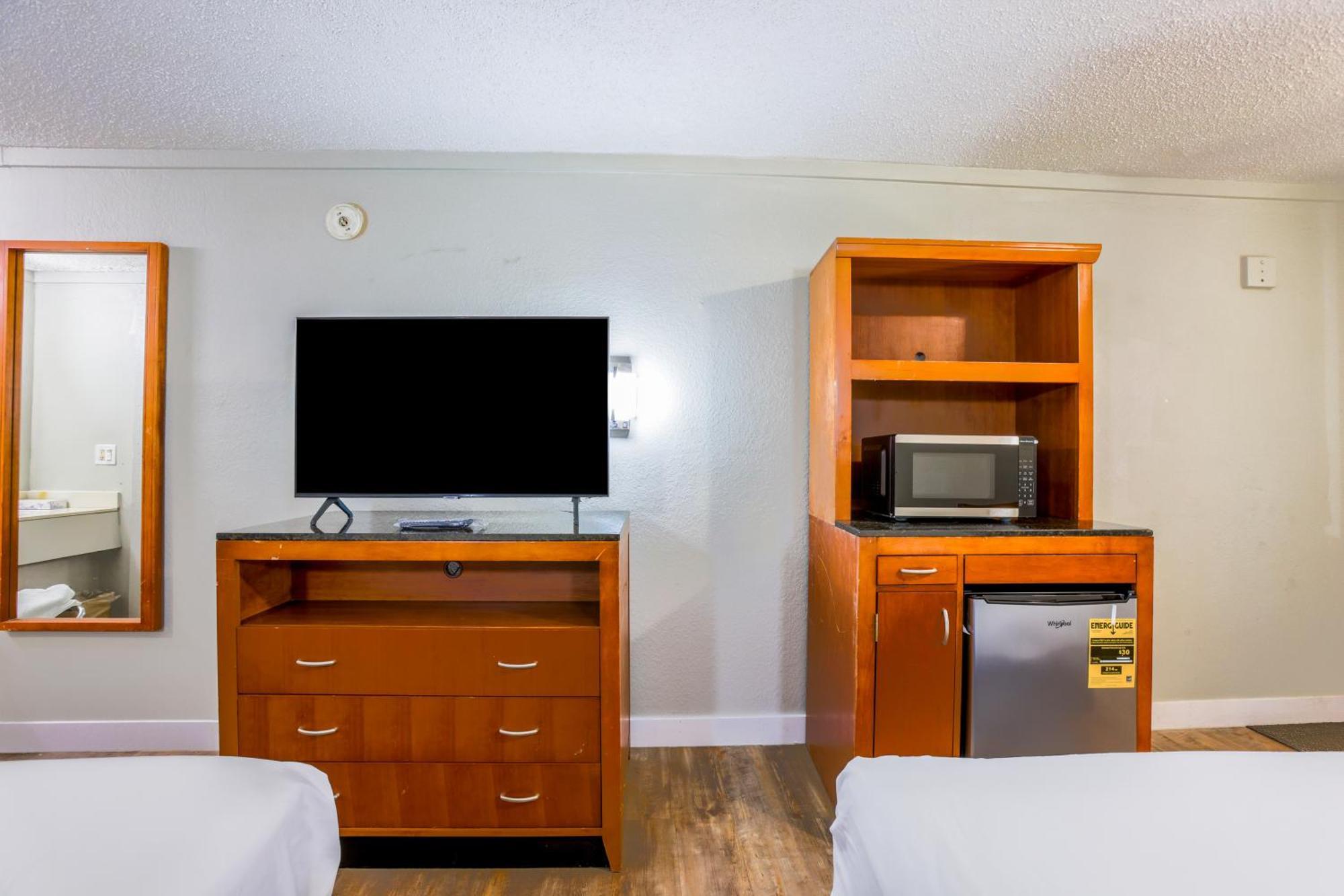 Cozy Garden Inn By Oyo Hwy 40 Richmond Esterno foto