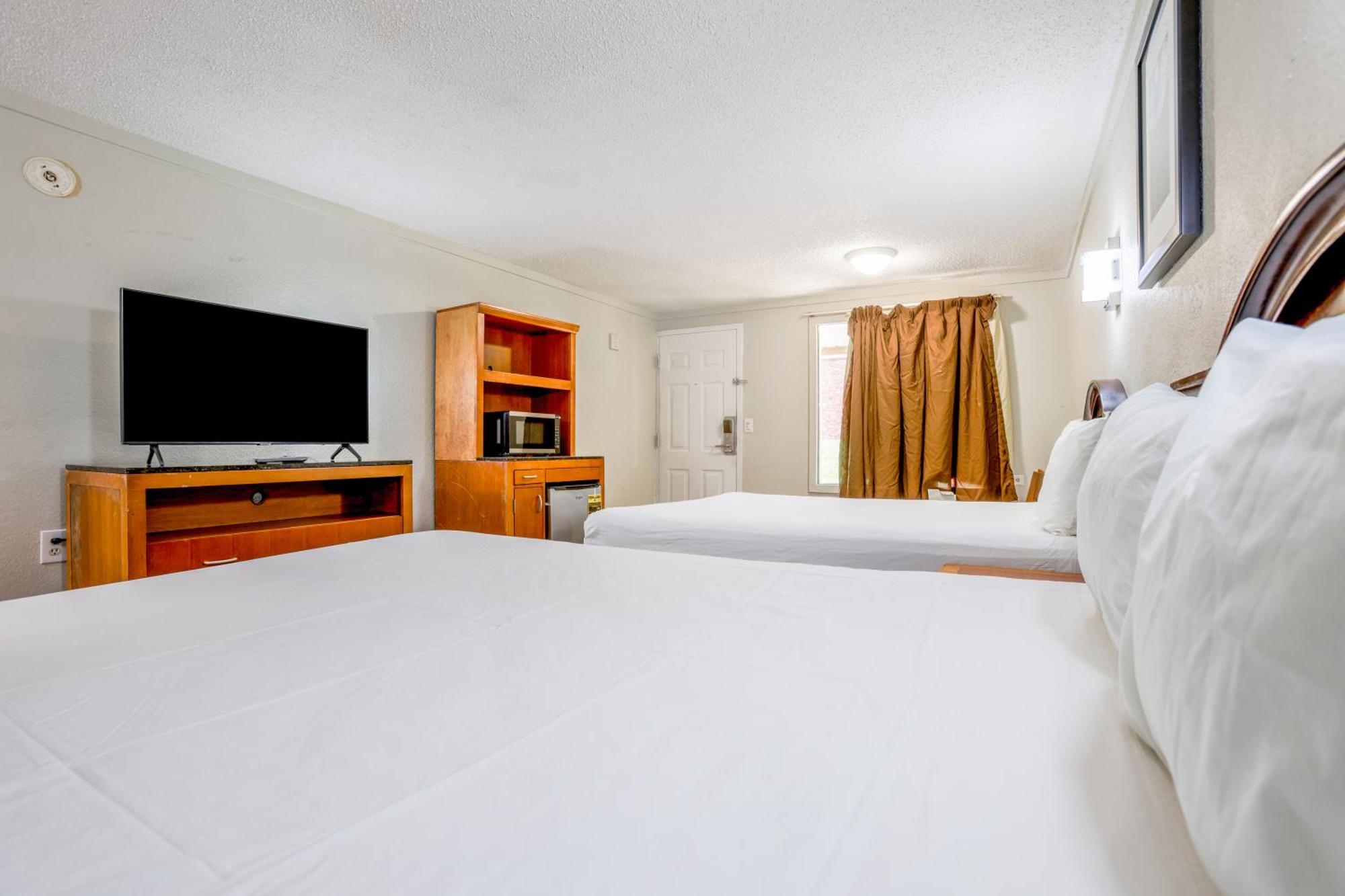 Cozy Garden Inn By Oyo Hwy 40 Richmond Esterno foto