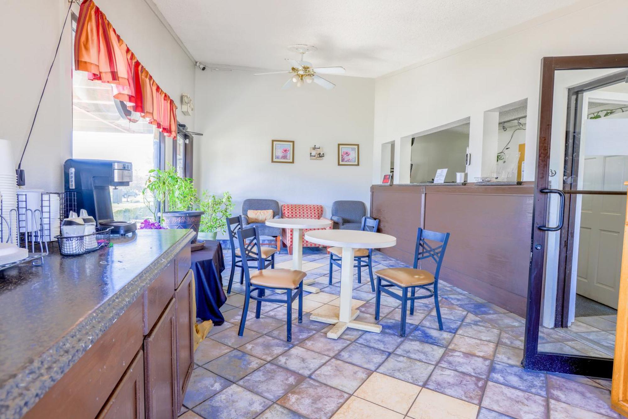 Cozy Garden Inn By Oyo Hwy 40 Richmond Esterno foto