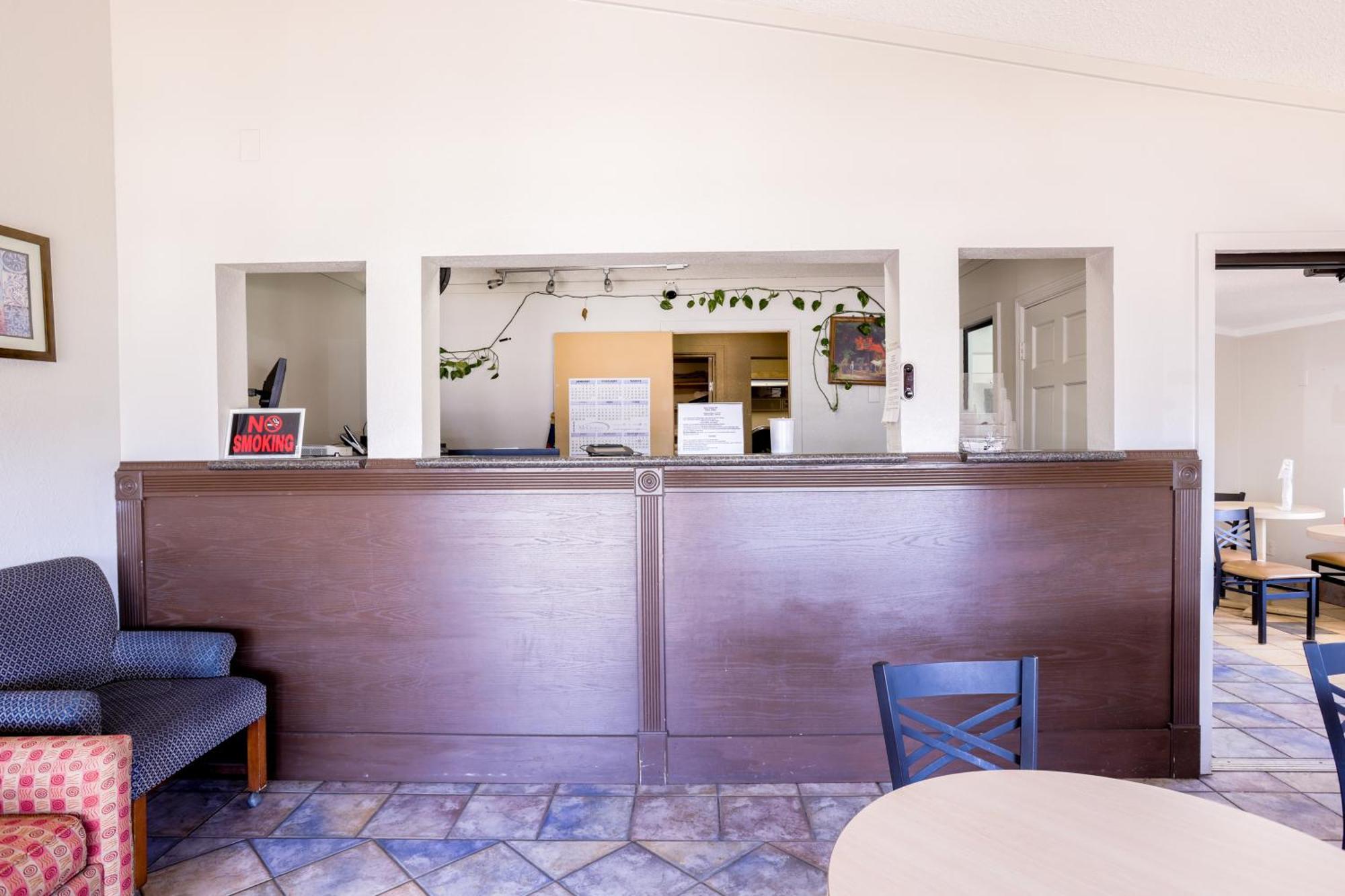 Cozy Garden Inn By Oyo Hwy 40 Richmond Esterno foto