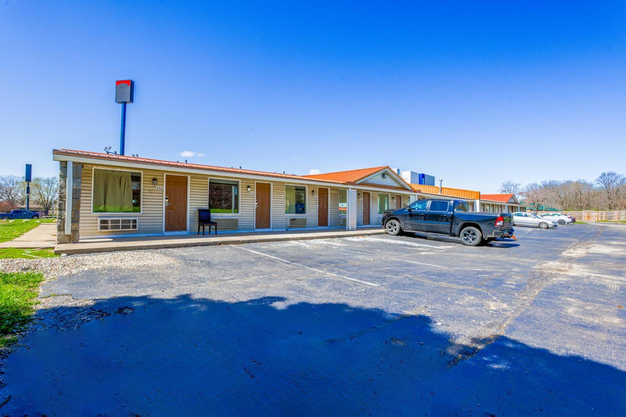 Cozy Garden Inn By Oyo Hwy 40 Richmond Esterno foto
